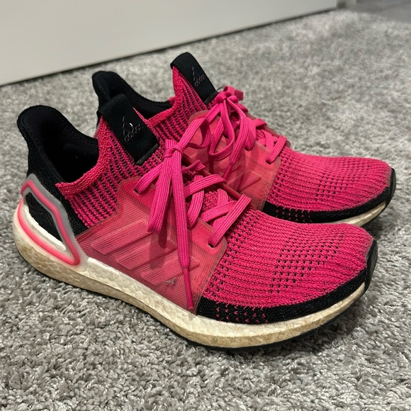 Adidias Ultra Boost womens size 8 - Picture 1 of 1